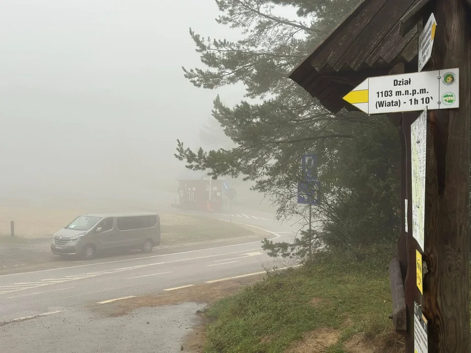 Mgła spowiła Bieszczady