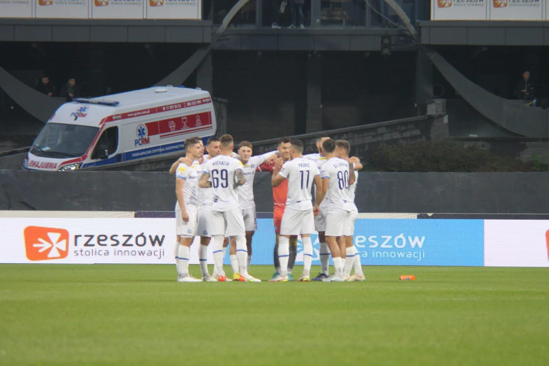 Fortuna 1. Liga: Derby Rzeszowa: Stal Rzeszów - Resovia Rzeszów 3:4