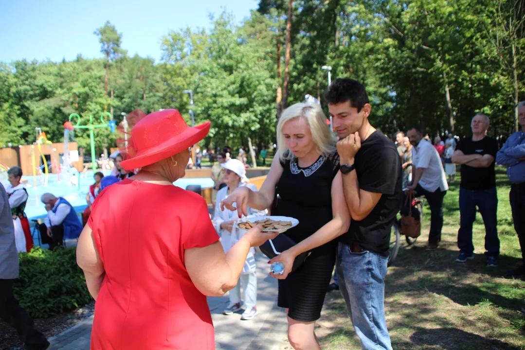 KGW Wola Raniżowska i KGW Mazury na festiwalu w Stalowej Woli