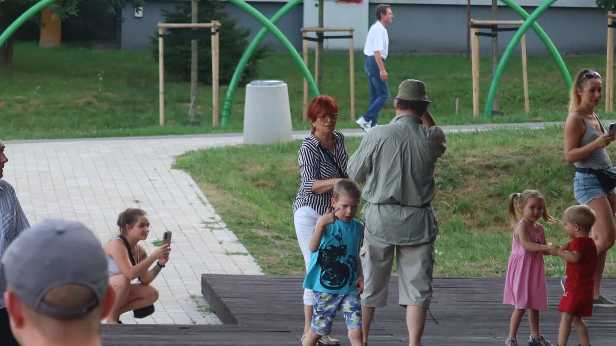 Potańcówka miejska na osiedlu Krakowska-Południe w Rzeszowie