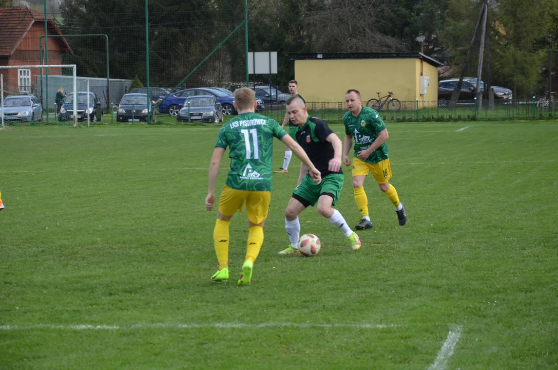 Klasa A, Krosno: Górnik Strachocina - LKS Pisarowce 2:0