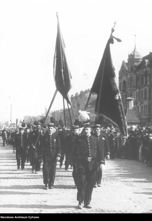 Pielgrzymki na Jasną Górę dawniej. Zobaczcie archiwalne zdjęcia