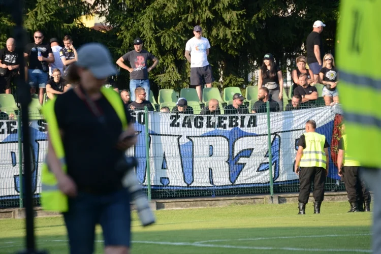 Kibice na meczu Siarka Tarnobrzeg - Karpaty Krosno