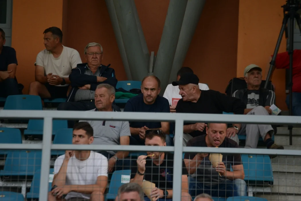 Trzecia liga, grupa 4: Siarka Tarnobrzeg - Garbarnia Kraków 0:0