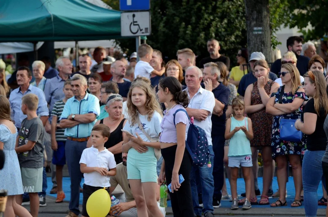 Na festynie w Kolbuszowej zjawiły się tłumy ludzi.