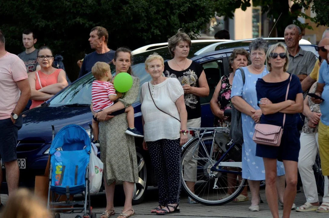 Na festynie w Kolbuszowej zjawiły się tłumy ludzi.