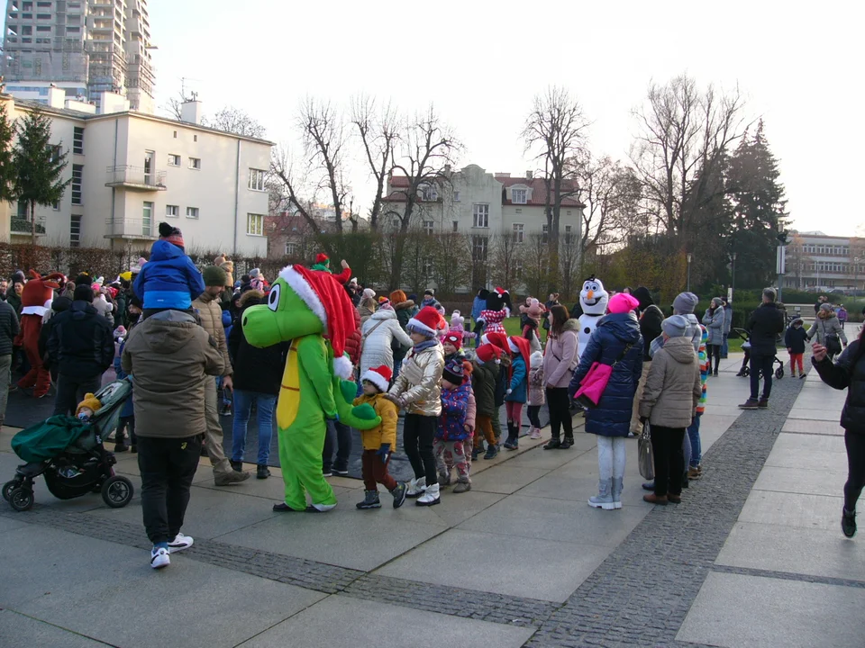 Świąteczne miasteczko w Rzeszowie jest już otwarte