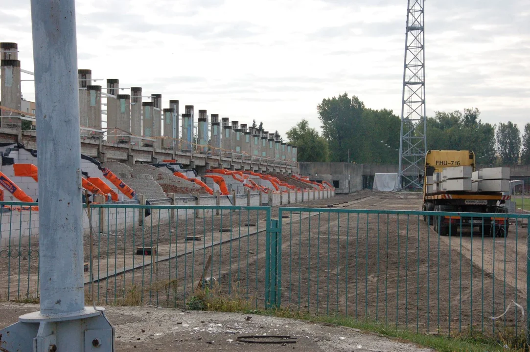 Rozbiórka starego i budowa nowego Stadionu Miejskiego w Mielcu