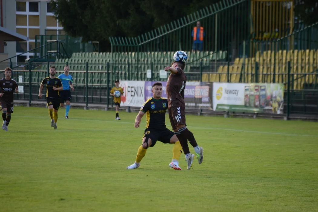 Trzecia liga, grupa 4: Siarka Tarnobrzeg - Garbarnia Kraków 0:0
