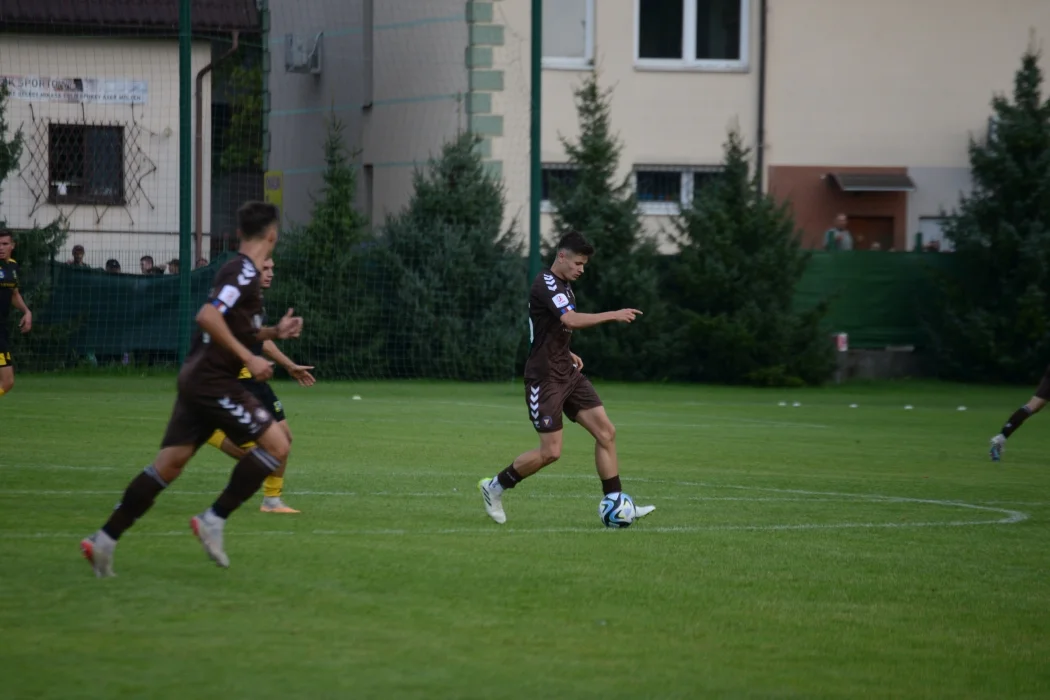 Trzecia liga, grupa 4: Siarka Tarnobrzeg - Garbarnia Kraków 0:0