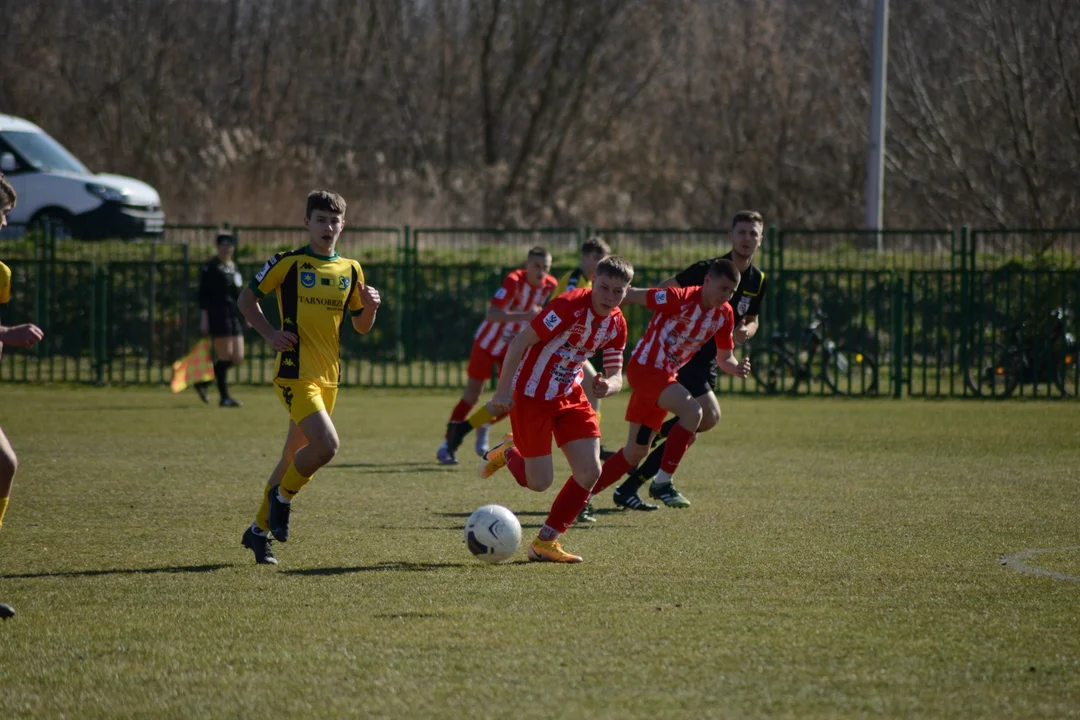 Centralna Liga Juniorów U-15: Siarka Tarnobrzeg - SMS Resovia Rzeszów 2:0