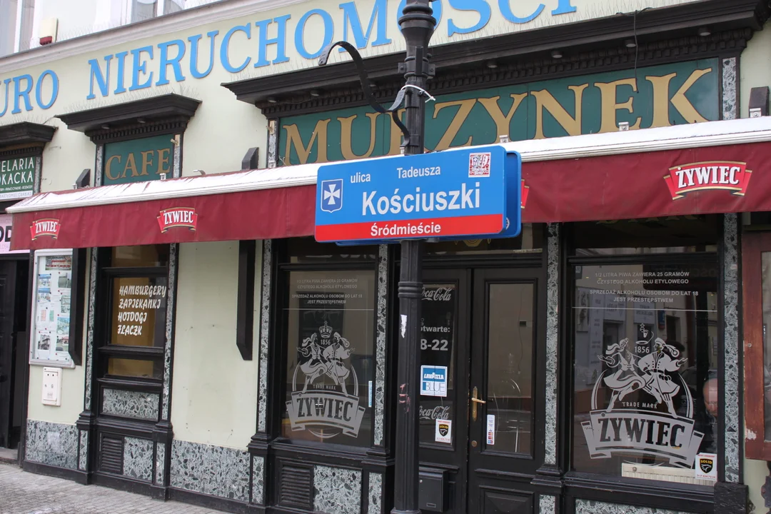 Kultowy lokal na Rynku Cafe Murzynek lada chwila zniknie z mapy Rzeszowa. Będzie pożegnalny koncert - Zdjęcie główne