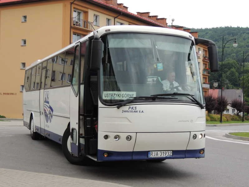Bilet autobusowy z Sanoka do Wołosatego (PKS Jarosław): 19 zł