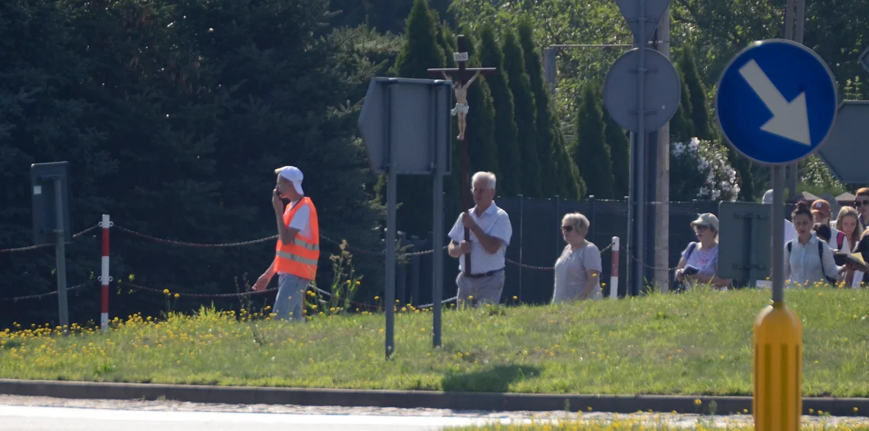 Piesza pielgrzymka z Kolbuszowej do Cmolasu