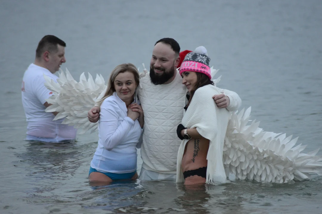 "Jezioro Aniołów" w lutym. Zobaczcie zdjęcia z plaży Jeziora Tarnobrzeskiego