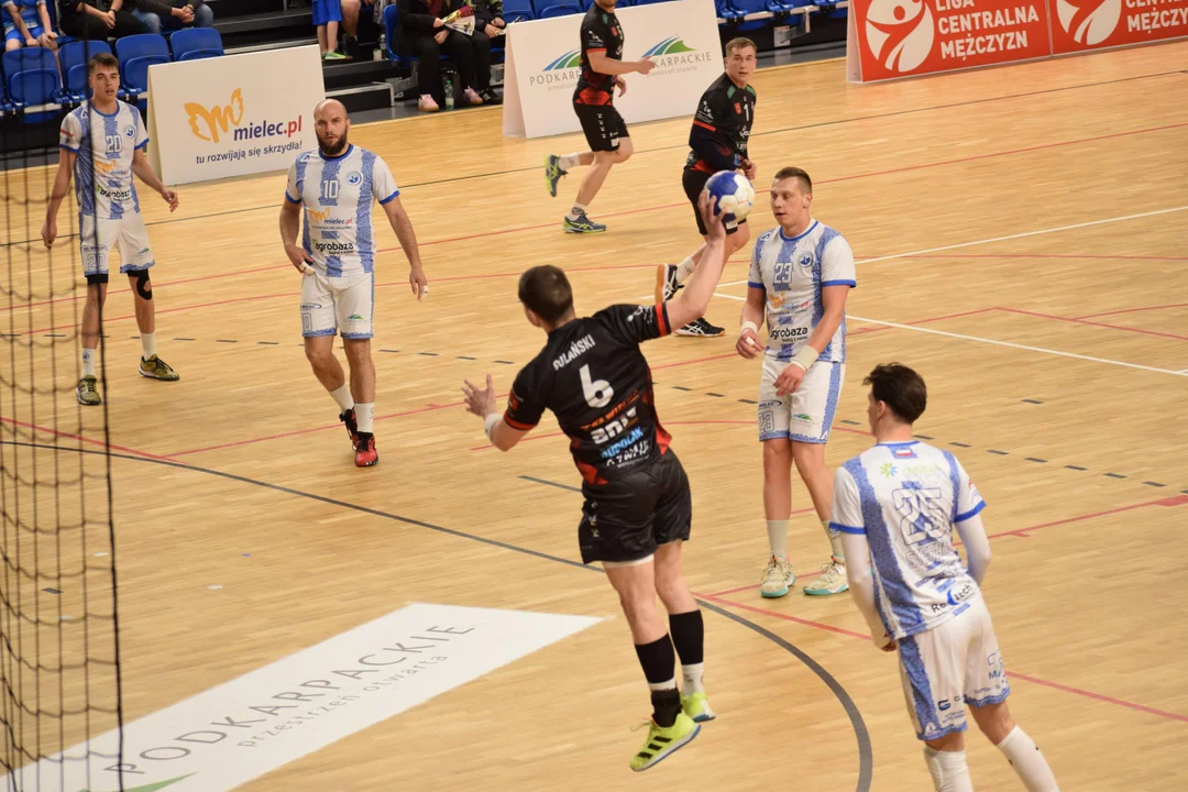 Handball Stal Mielec – MKS Wieluń 28:20 (11:11)