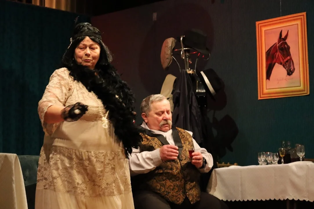 Spektakl „Człowiek, który nie pije” w MDK w Kolbuszowej