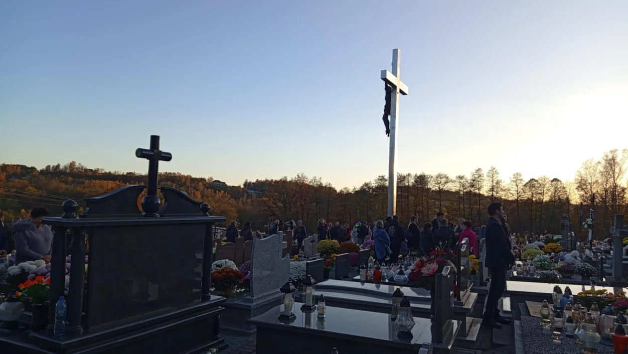 Cmentarz Wola Rafałowska 2025