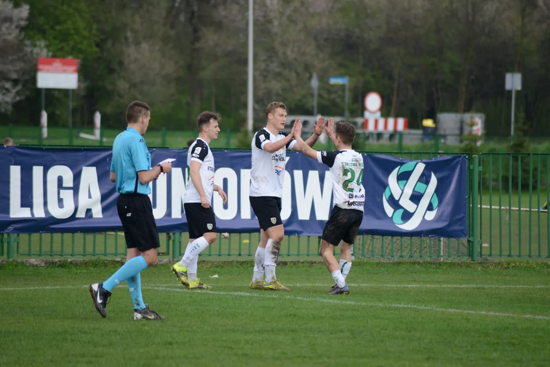 Klasa okręgowa, Stalowa Wola: Siarka II Tarnobrzeg - Stal II Stalowa Wola 1:2