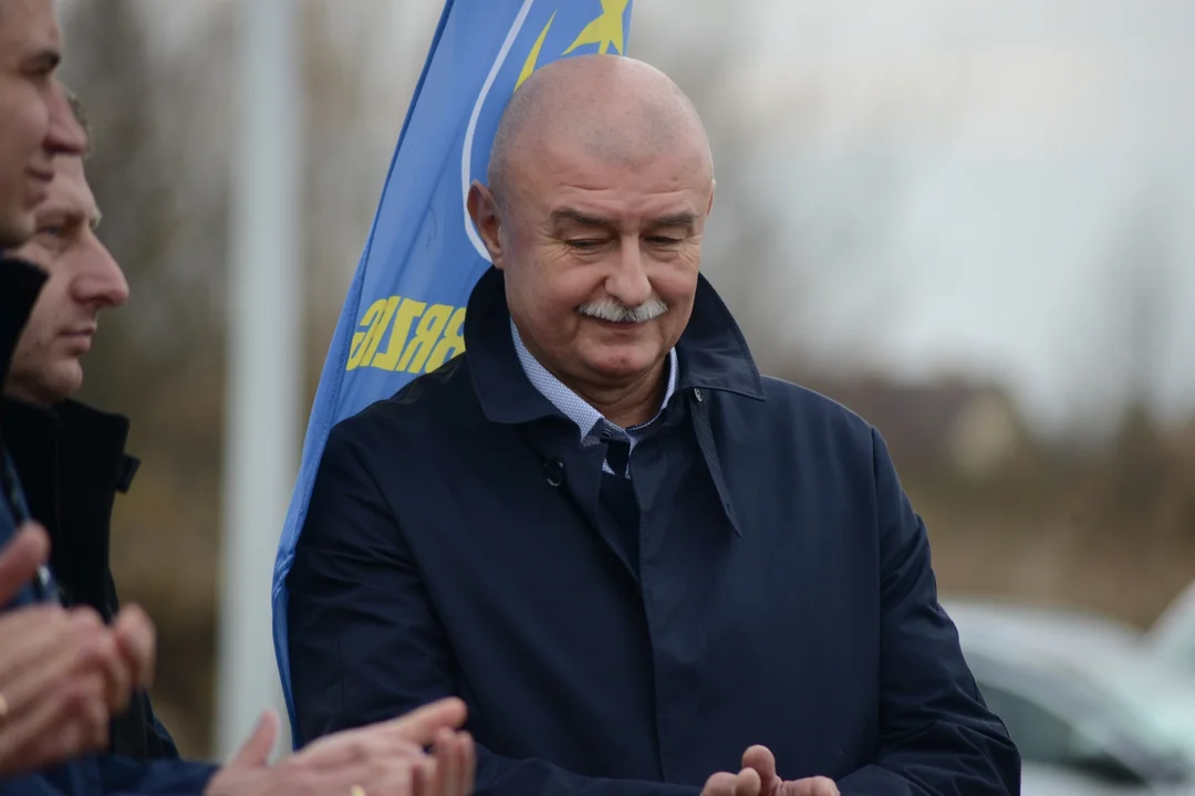Uroczyste otwarcie obwodnicy Tarnobrzega - pierwsze pojazdy na tej drodze