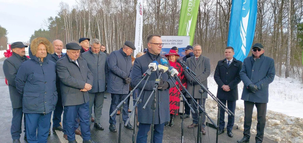 Uroczyste poświęcenie i oddanie do użytku nowego odcinka drogi wojewódzkiej nr 984