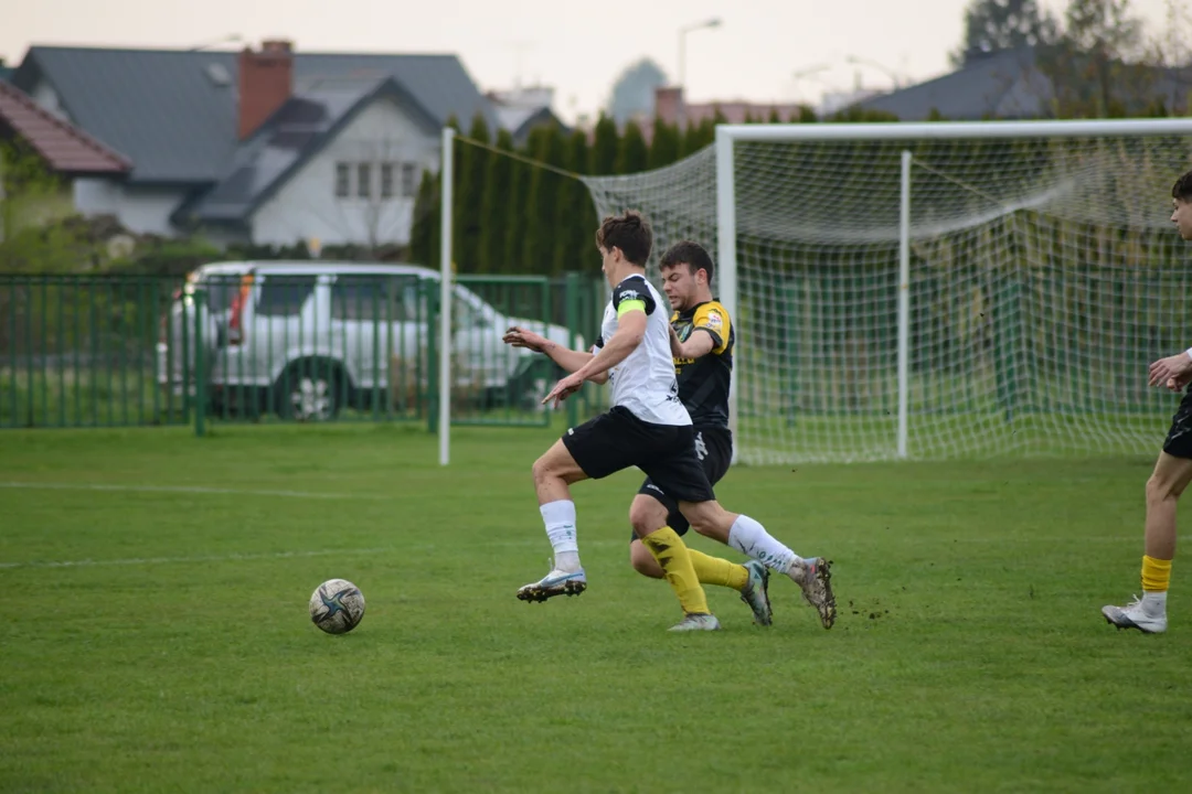Klasa okręgowa, Stalowa Wola: Siarka II Tarnobrzeg - Stal II Stalowa Wola 1:2