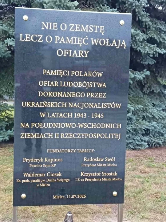 Tablica upamiętniająca ofiary Rzezi Wołyńskiej