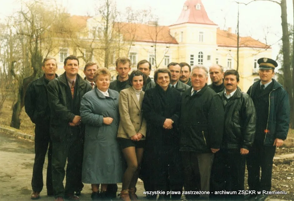 Archiwalne zdjęcia internatu w Rzemieniu