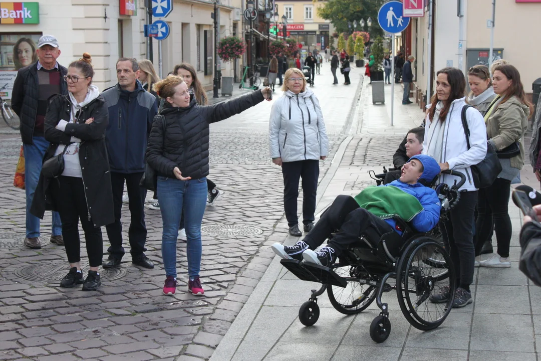 Spacer z prezydentem Konradem Fijołkiem ulicami Rzeszowa