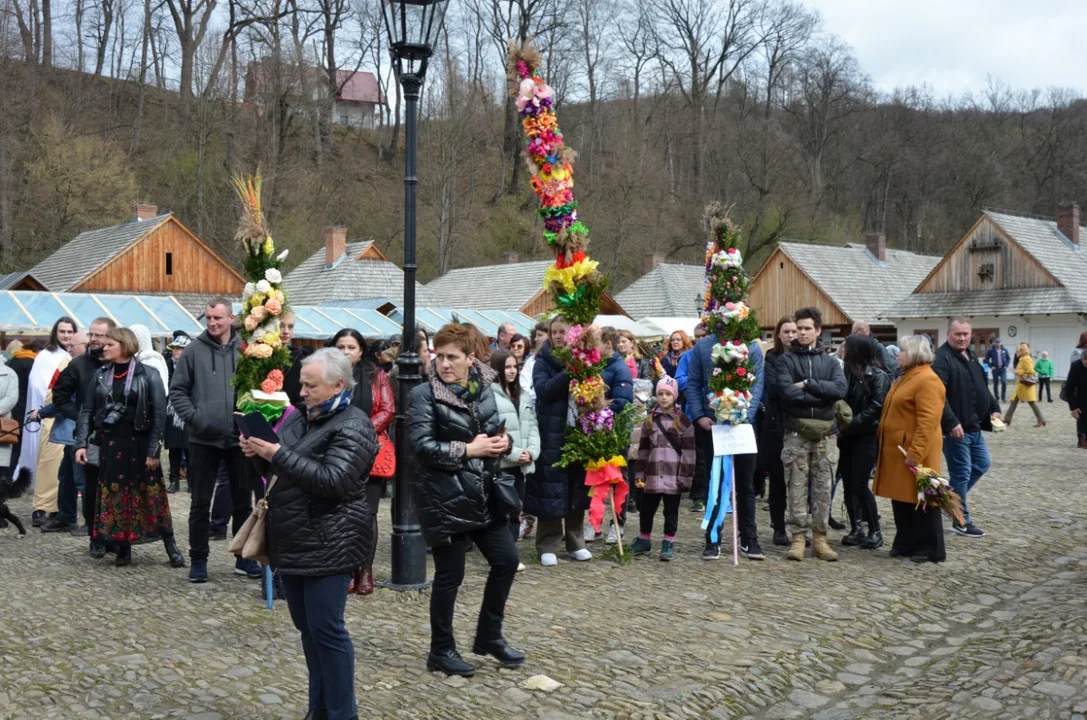 Weekend na Podkarpaciu. Od "Jeziora Aniołów" przez PKO Półmaraton Rzeszowski, aż po uroczystości religijne