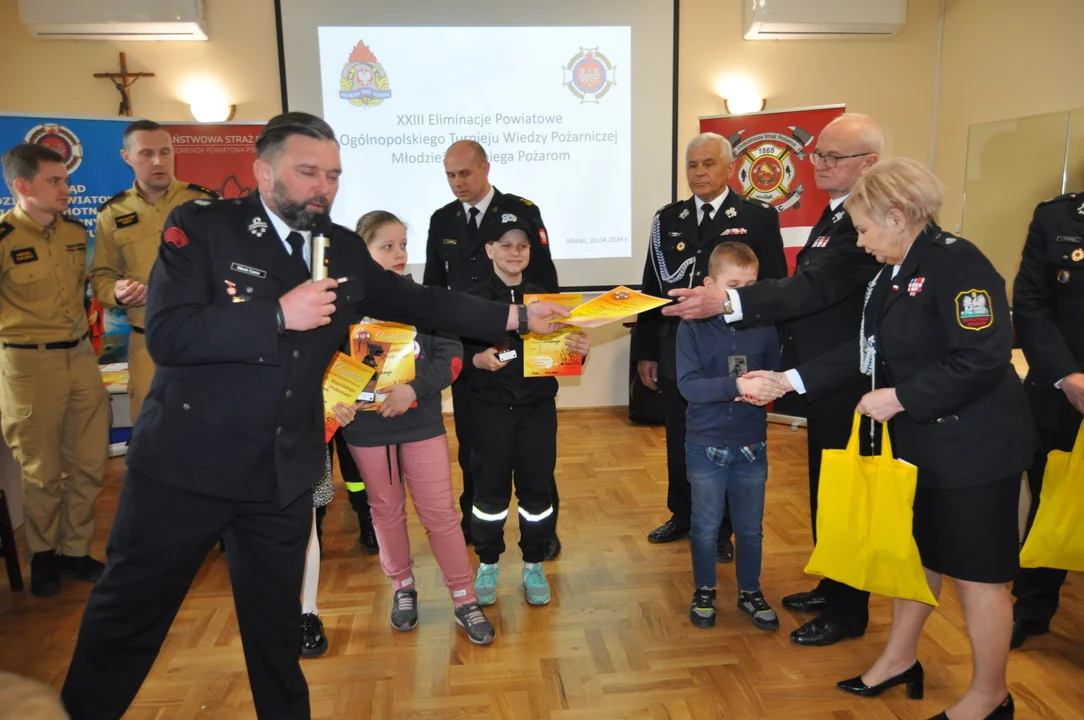 Młodzież Zapobiega Pożarom - Turniej Wiedzy