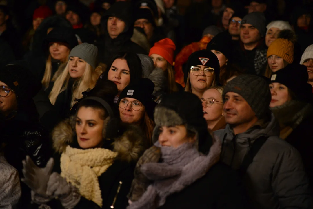 Finał "Choinki Życzeń" - koncert Feel w Tarnobrzegu