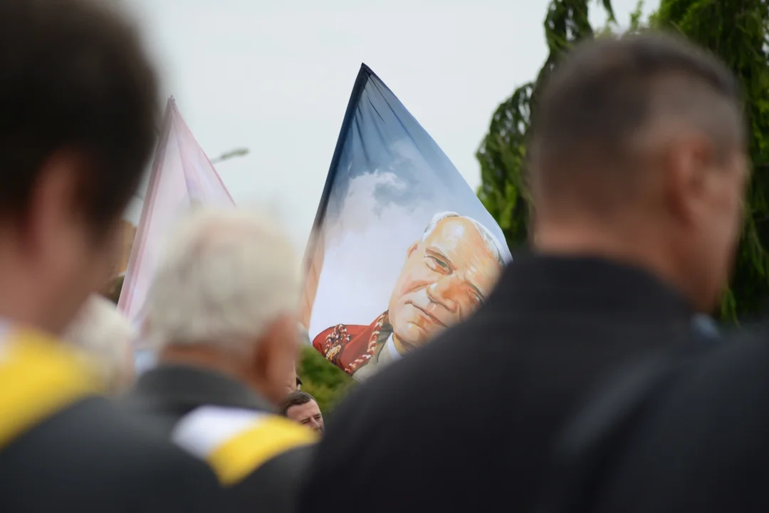 Męski Różaniec w Tarnobrzegu - zobaczcie zdjęcia