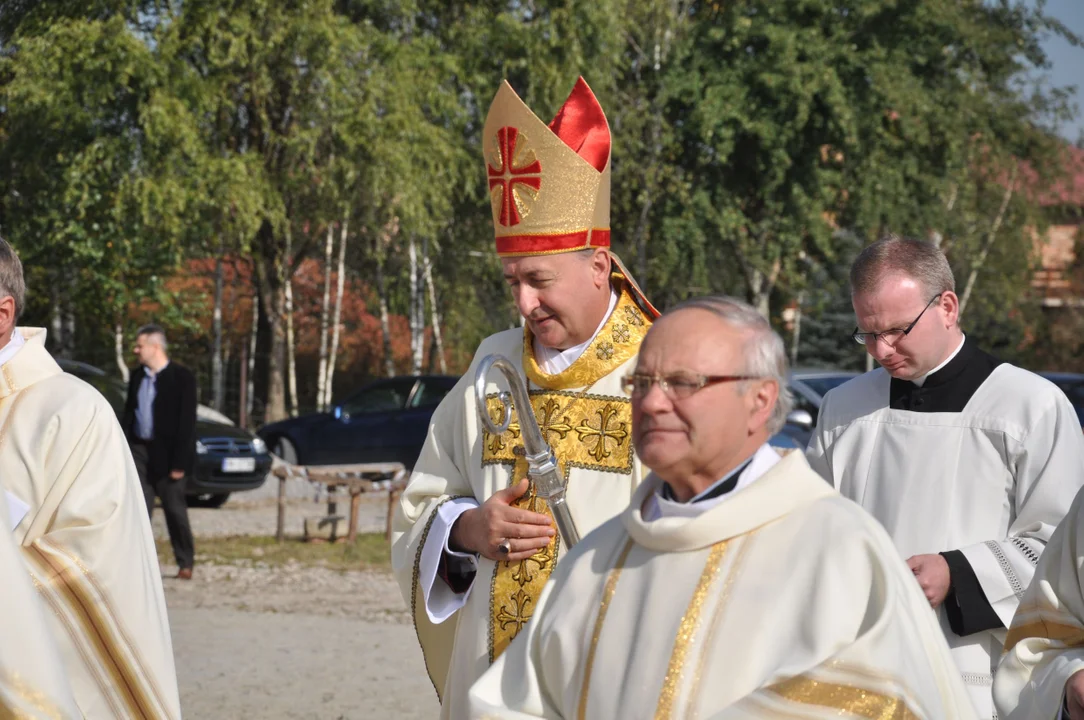 Wmurowanie kamienia węgielnego w kościół w Woli Mieleckiej