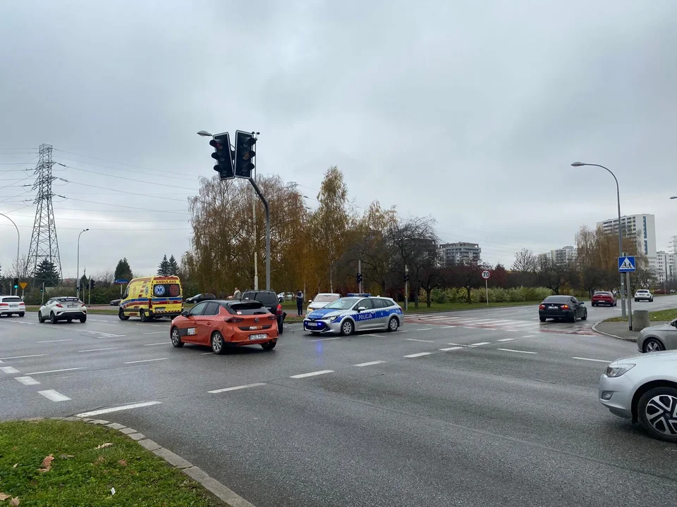 Wypadek na rondzie Honorowych Dawców Krwi w Rzeszowie