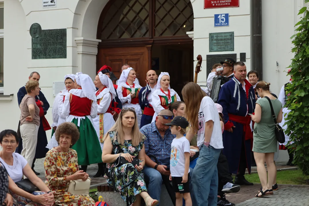 Władze instytucyjne