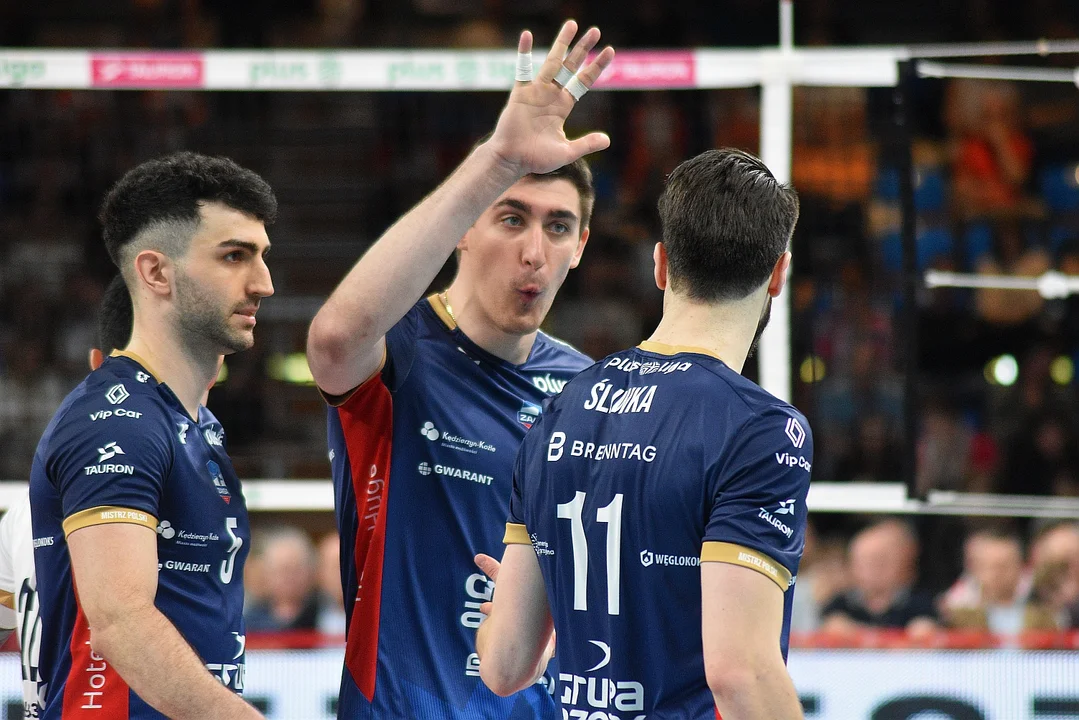 Drugi półfinałowy mecz siatkarskiej PlusLigi: Asseco Resovia Rzeszów - Grupa Azoty ZAKSA Kędzierzyn-Koźle (1:3)