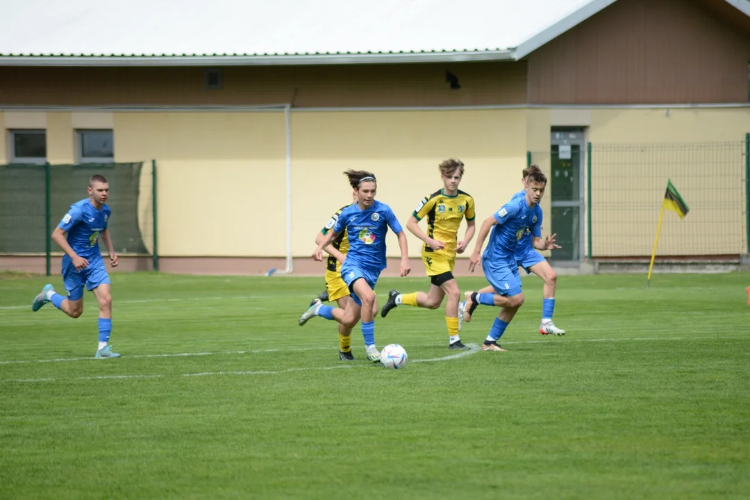 Centralna Liga Juniorów U-15: Siarka Tarnobrzeg - Hutnik Kraków