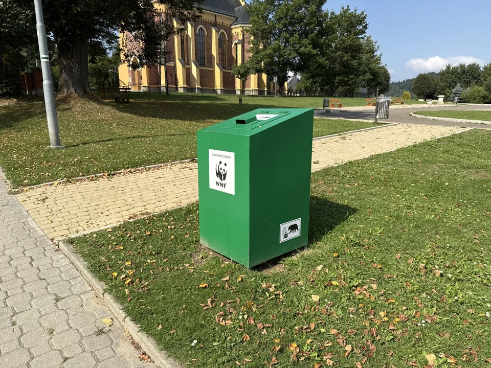 Niedźwiedzioodporne kontenery w Bieszczadach