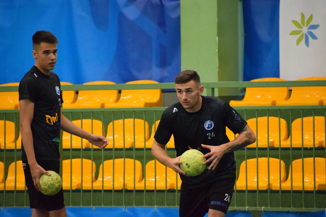 Handball Stal Mielec na treningu