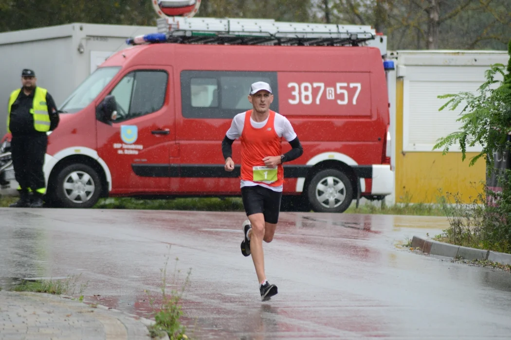 5. Bieg Szklarski Chmielów - Sandomierz - zdjęcia z biegu na dystansie 25 kilometrów