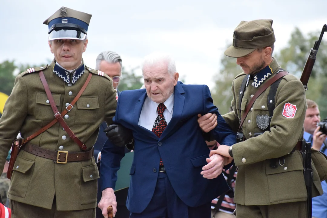 Odsłonięcie pomnika Żołnierzy Wyklętych cz. 1