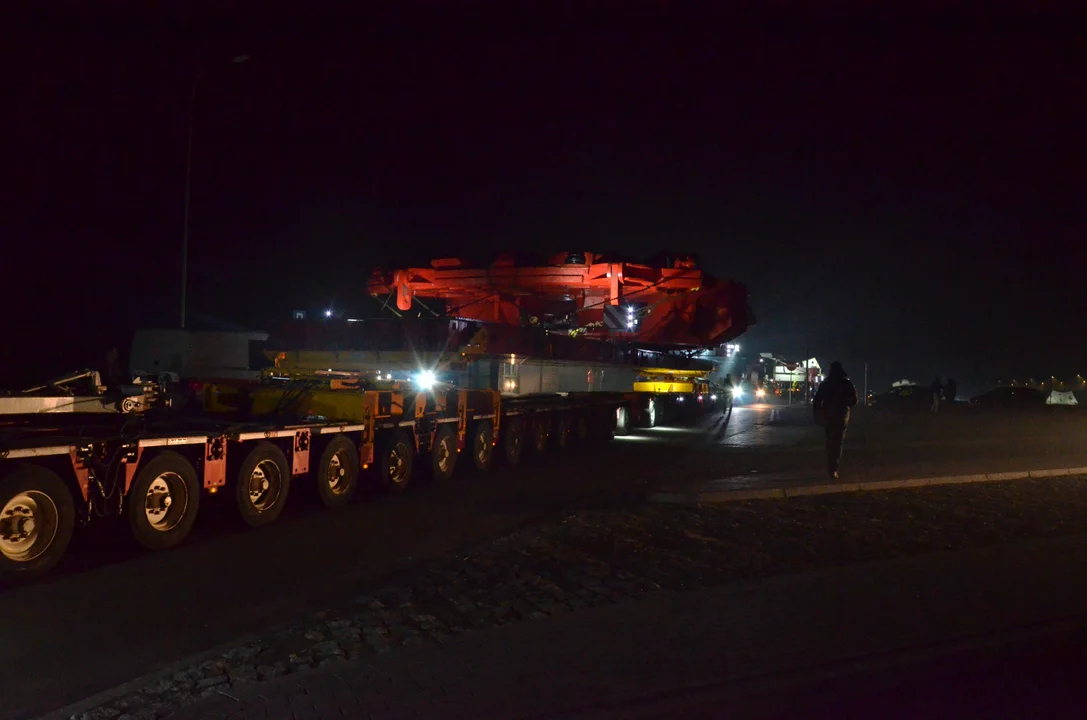 Gigantyczna maszyna TBM Tunnel Boring Machine