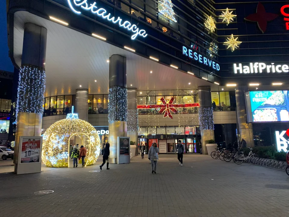 Świąteczne oświetlenie w centrum Rzeszowa [ZDJĘCIA] - Zdjęcie główne