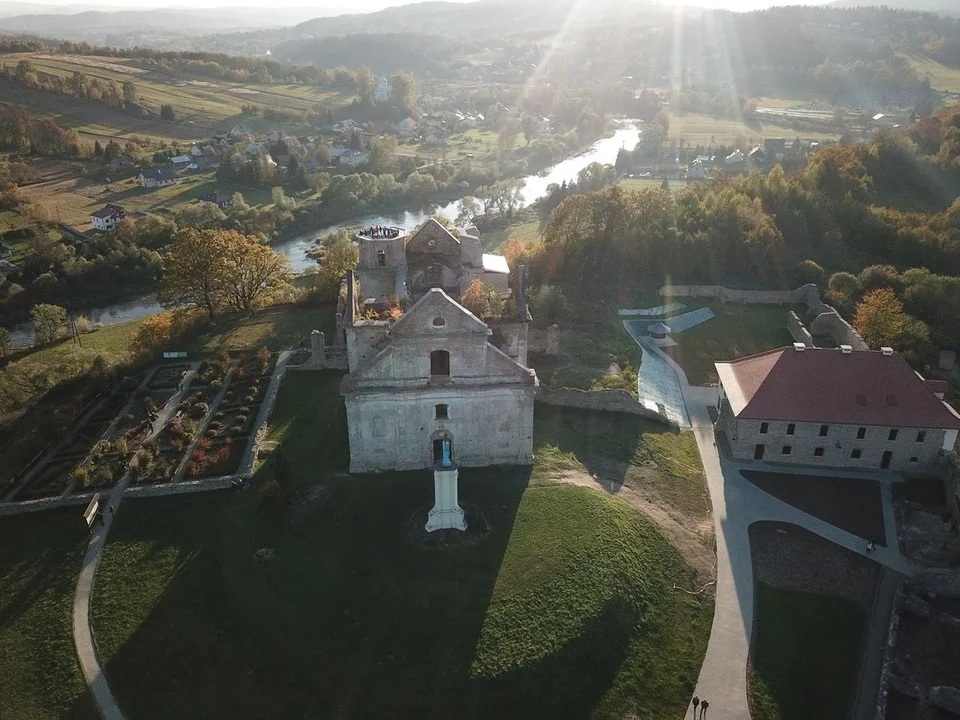 Ruiny klasztoru w Zagórzu