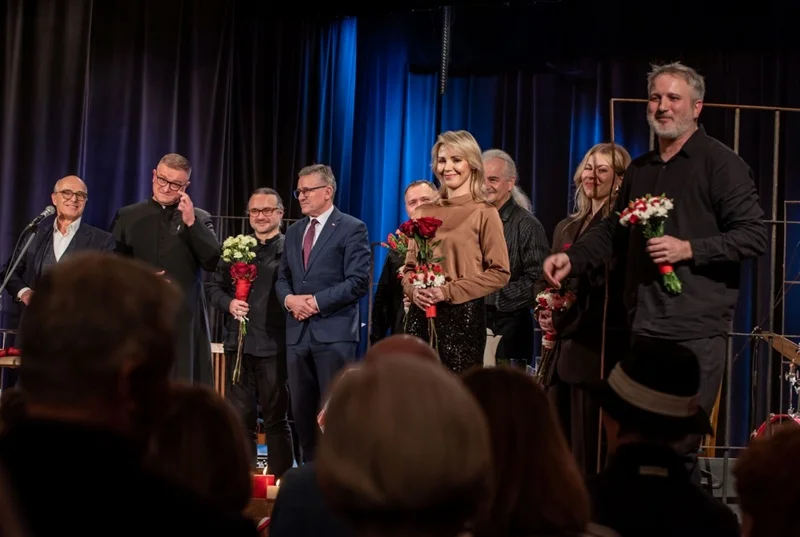 Koncert patriotyczny „Hej, hej Solidarni – pieśni internowanych” w MDK Kolbuszowa