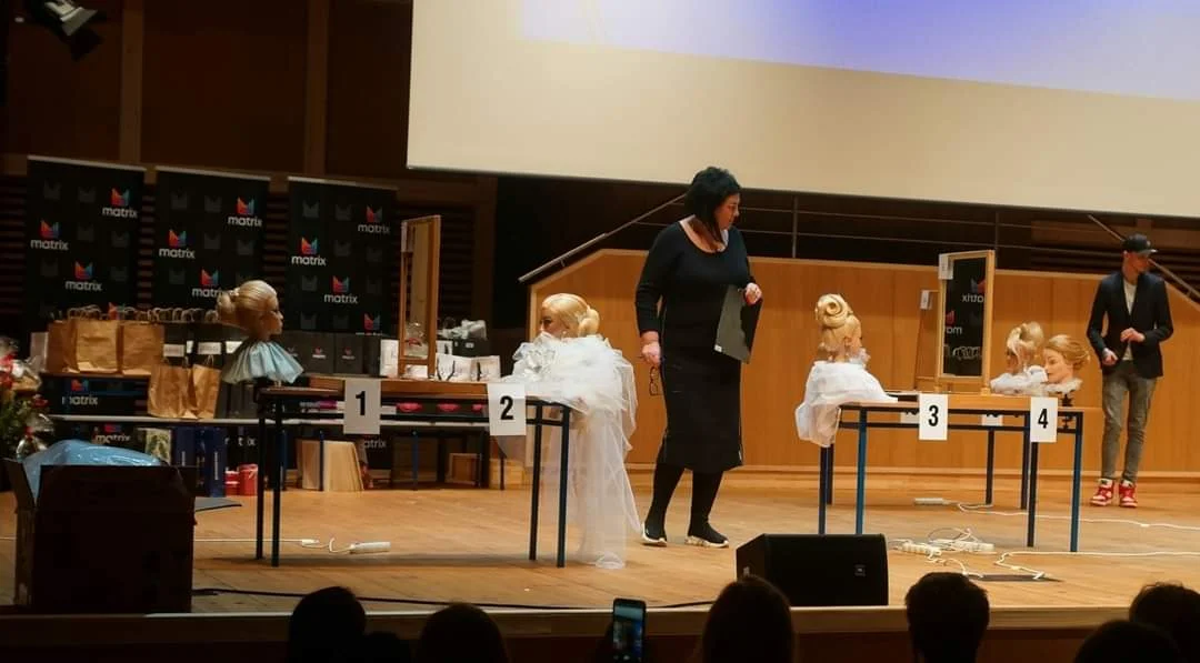 Sędzia z Podkarpacia na Festiwalu Fryzur w Tarnowie