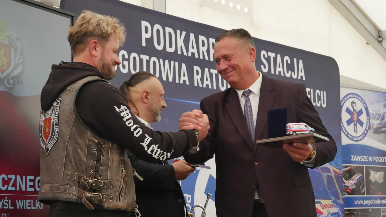 Otwarcie nowego budynku pogotowia w Radomyslu