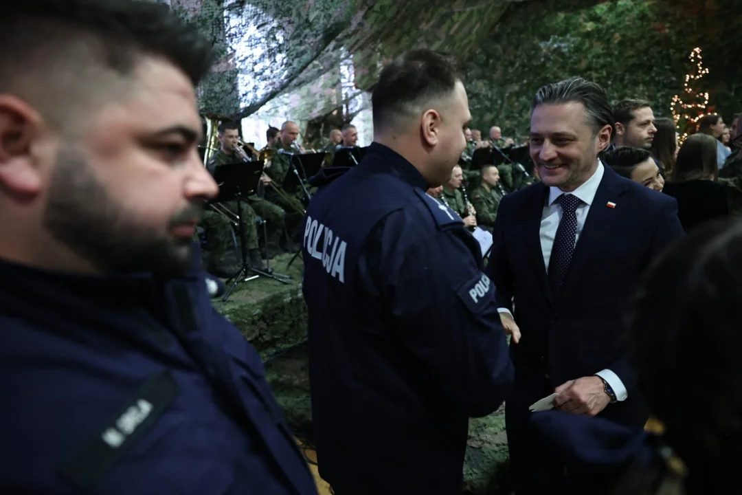 Andrzej Duda w Rzeszowie. Wspólna wigilia prezydenta z polskimi służbami