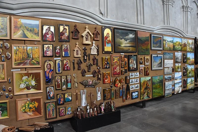 Galeria artystyczna Synagoga w Lesku zaprasza